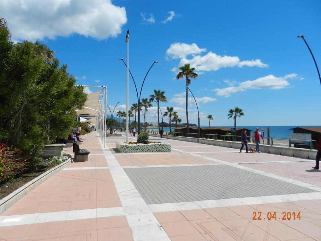 Apartment Parque Central Estepona Room photo